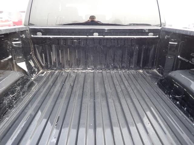 2022 GMC Sierra 1500 Vehicle Photo in ZELIENOPLE, PA 16063-2910