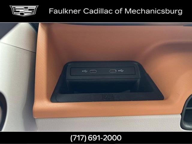 2025 Volkswagen ID. Buzz Vehicle Photo in MECHANICSBURG, PA 17050-1707