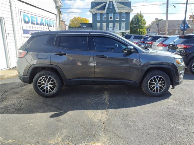 2018 Jeep Compass Vehicle Photo in INDIANA, PA 15701-1897