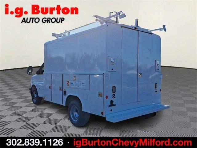 2024 Chevrolet Express Cutaway 3500 Vehicle Photo in MILFORD, DE 19963-6122