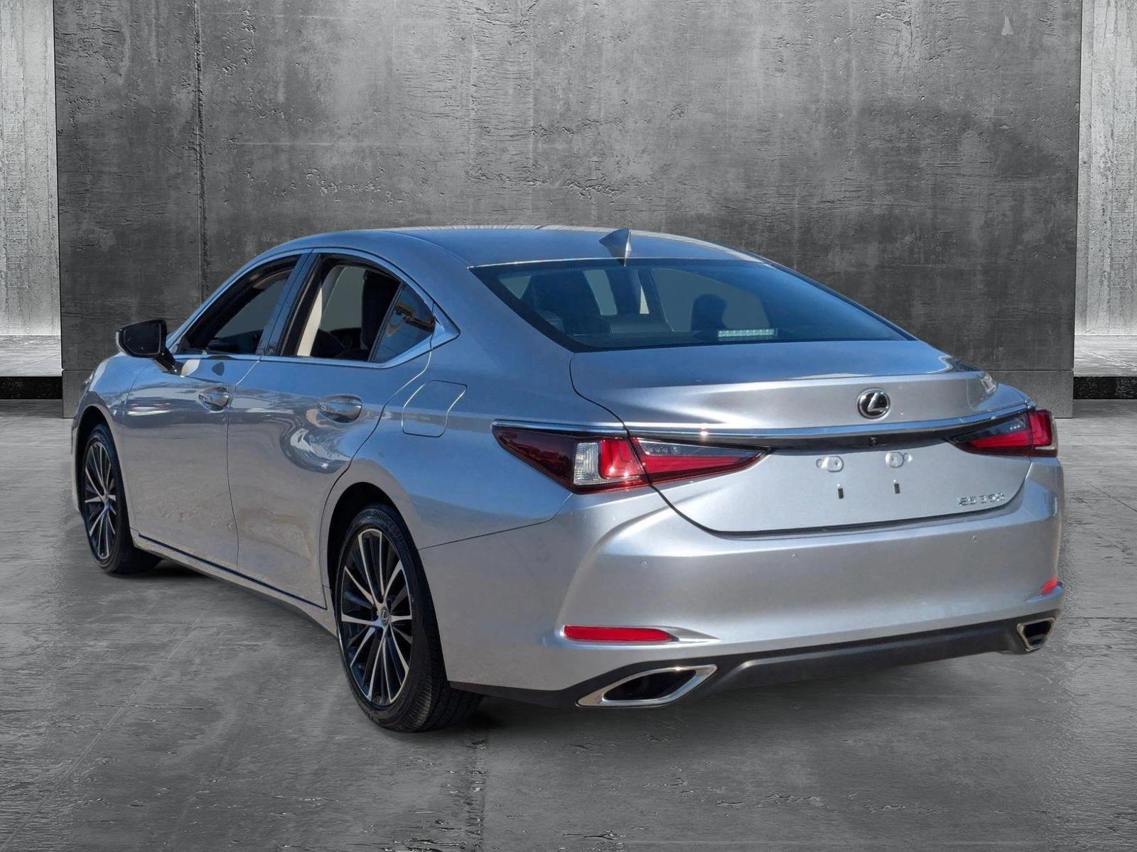 2024 Lexus ES 350 Vehicle Photo in Tampa, FL 33614