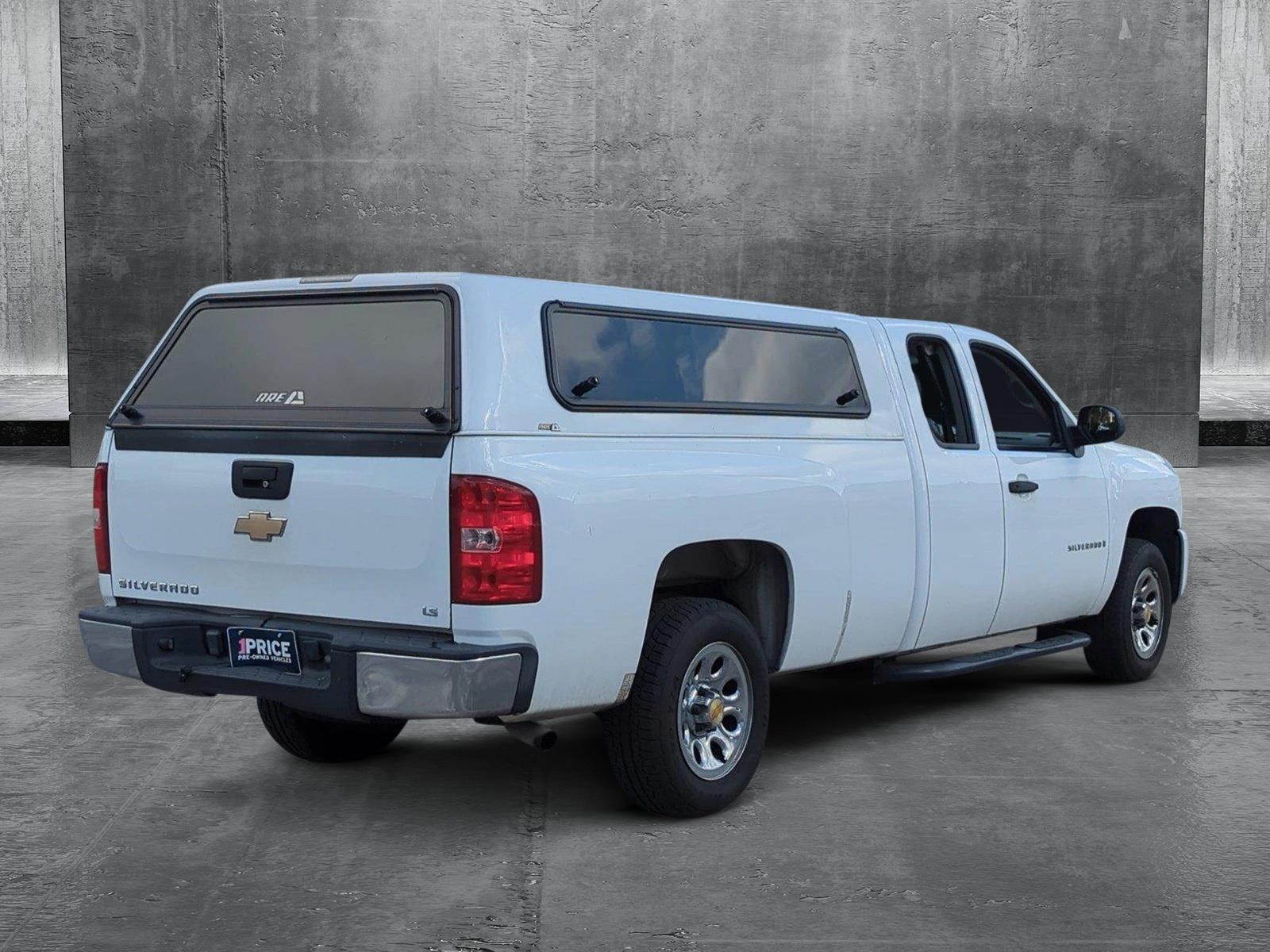 2009 Chevrolet Silverado 1500 Vehicle Photo in Margate, FL 33063