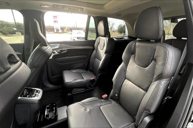 2025 Volvo XC90 Vehicle Photo in Houston, TX 77007