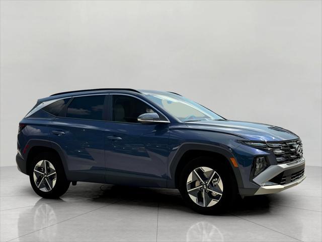 2025 Hyundai TUCSON Vehicle Photo in Green Bay, WI 54304