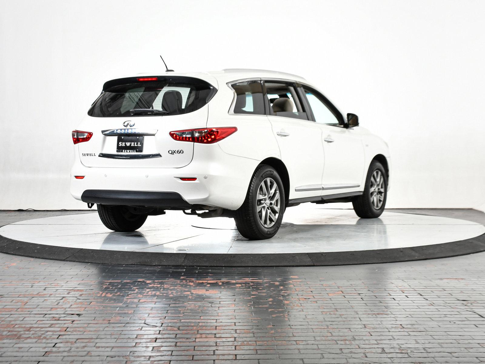 2015 INFINITI QX60 Vehicle Photo in DALLAS, TX 75235