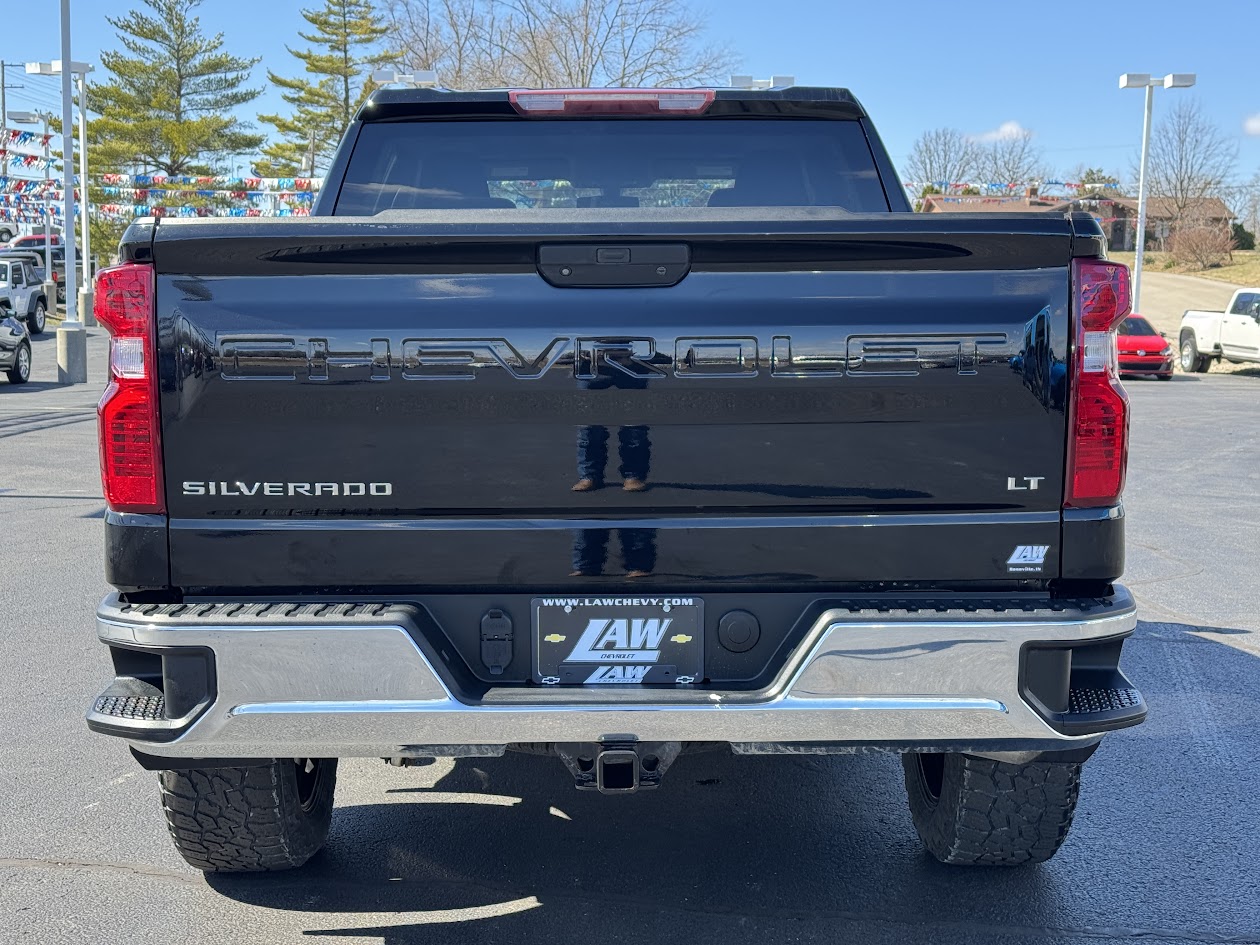 2019 Chevrolet Silverado 1500 Vehicle Photo in BOONVILLE, IN 47601-9633