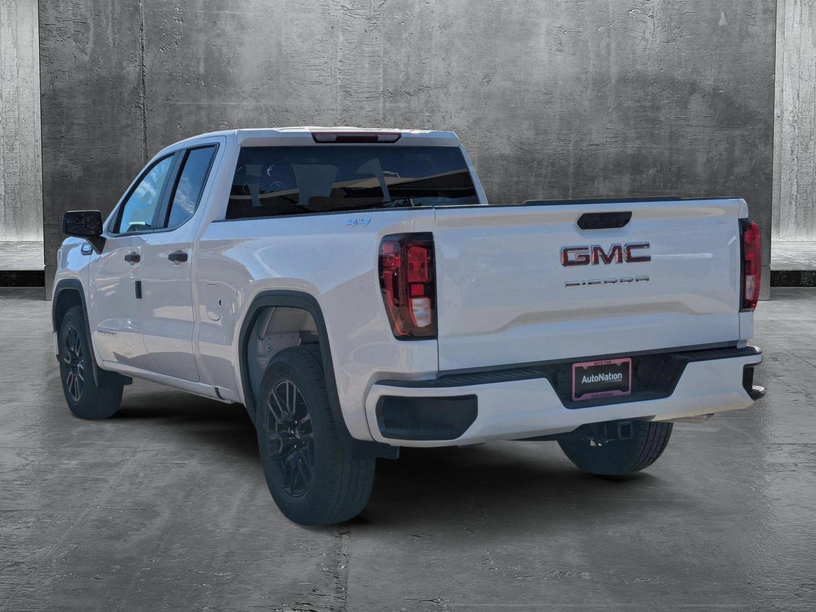 2025 GMC Sierra 1500 Vehicle Photo in LONE TREE, CO 80124-2750