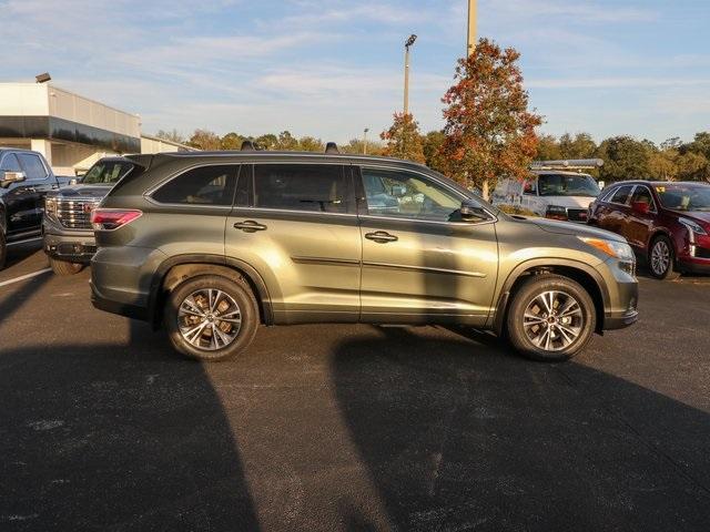 2016 Toyota Highlander Vehicle Photo in HOMOSASSA, FL 34448-1461