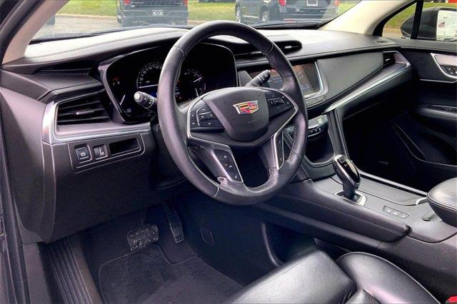 2017 Cadillac XT5 Vehicle Photo in TOPEKA, KS 66609-0000