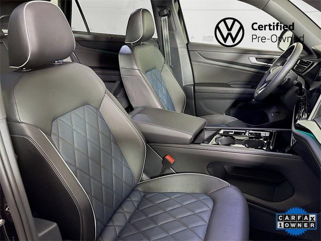 2024 Volkswagen Atlas Cross Sport Vehicle Photo in Puyallup, WA 98371