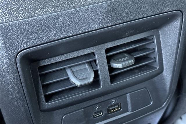 2025 GMC Canyon Vehicle Photo in ELK GROVE, CA 95757-8703