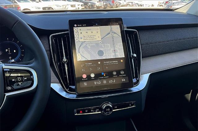 2025 Volvo XC90 Vehicle Photo in Grapevine, TX 76051