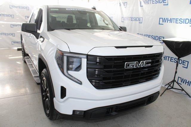 2025 GMC Sierra 1500 Vehicle Photo in SAINT CLAIRSVILLE, OH 43950-8512