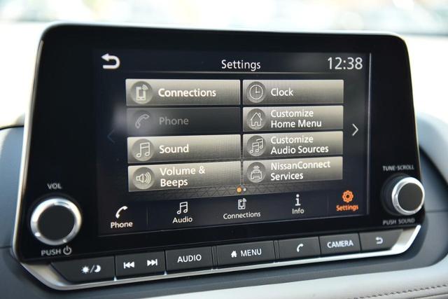 2025 Nissan Rogue Vehicle Photo in Ballwin, MO 63011