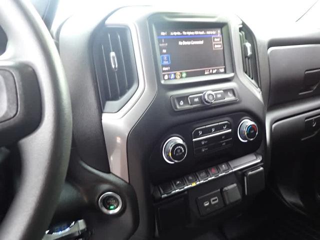 2022 Chevrolet Silverado 1500 Vehicle Photo in ZELIENOPLE, PA 16063-2910