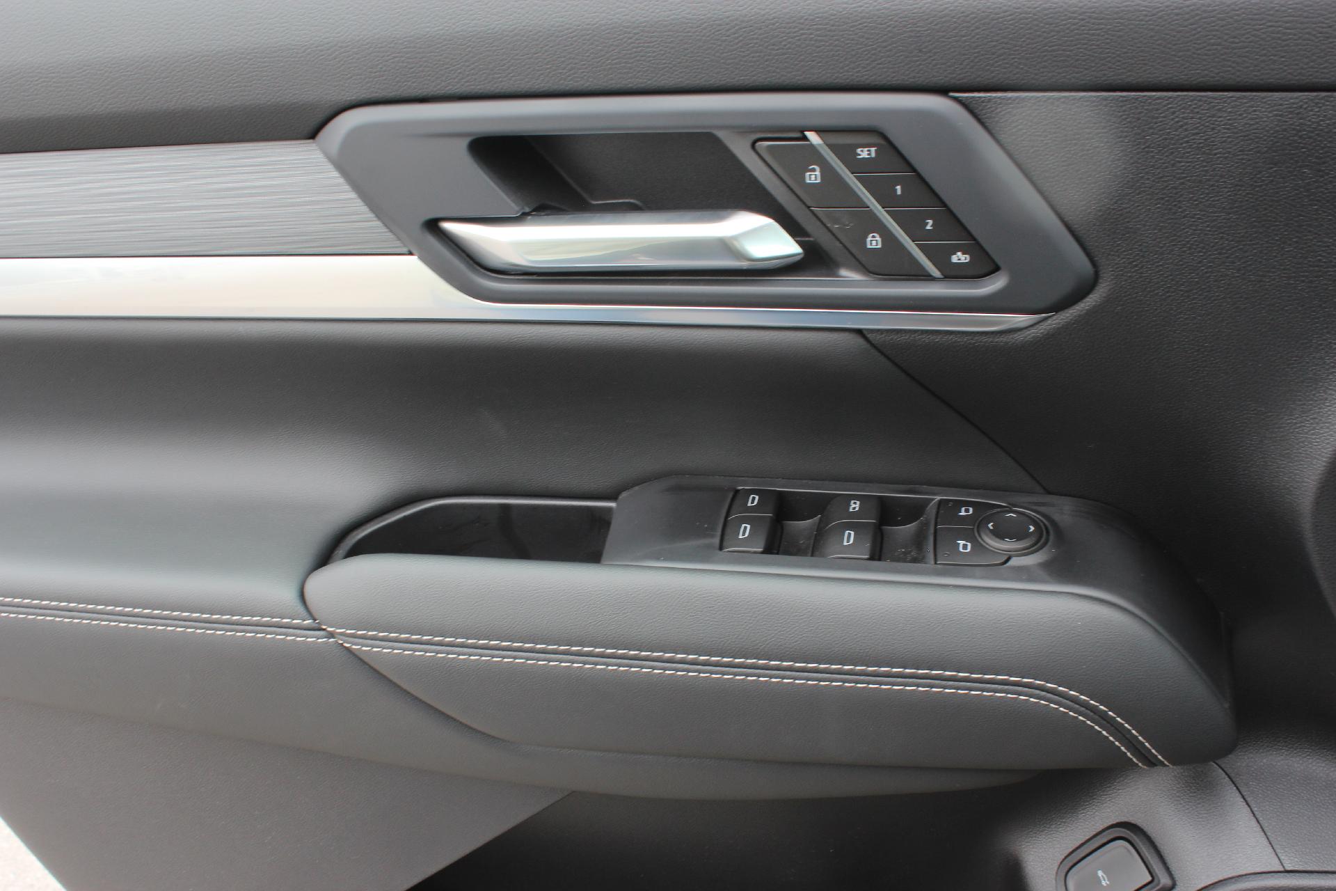 2026 GMC Terrain Vehicle Photo in AURORA, CO 80012-4011