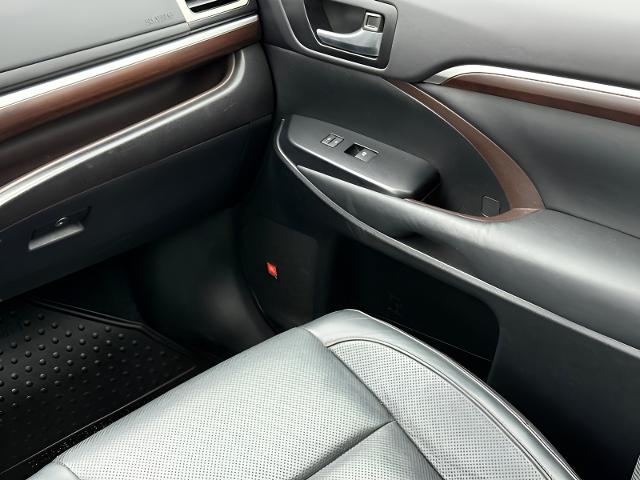 2015 Toyota Highlander Vehicle Photo in MADISON, WI 53713-3220