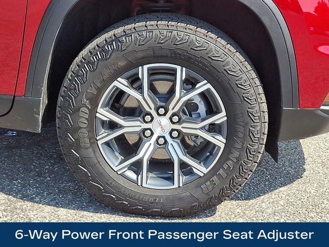 2024 GMC Acadia Vehicle Photo in DANBURY, CT 06810-5034