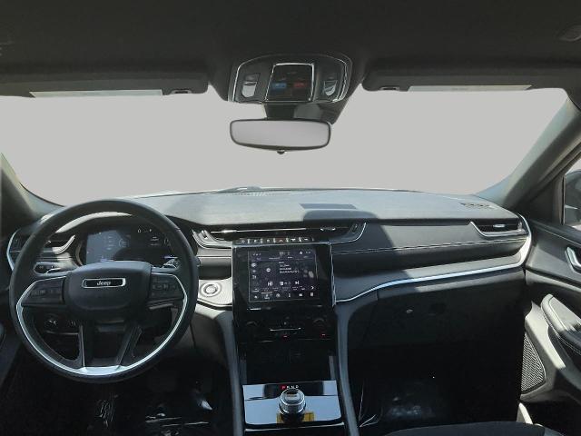 2023 Jeep Grand Cherokee L Vehicle Photo in Kaukauna, WI 54130