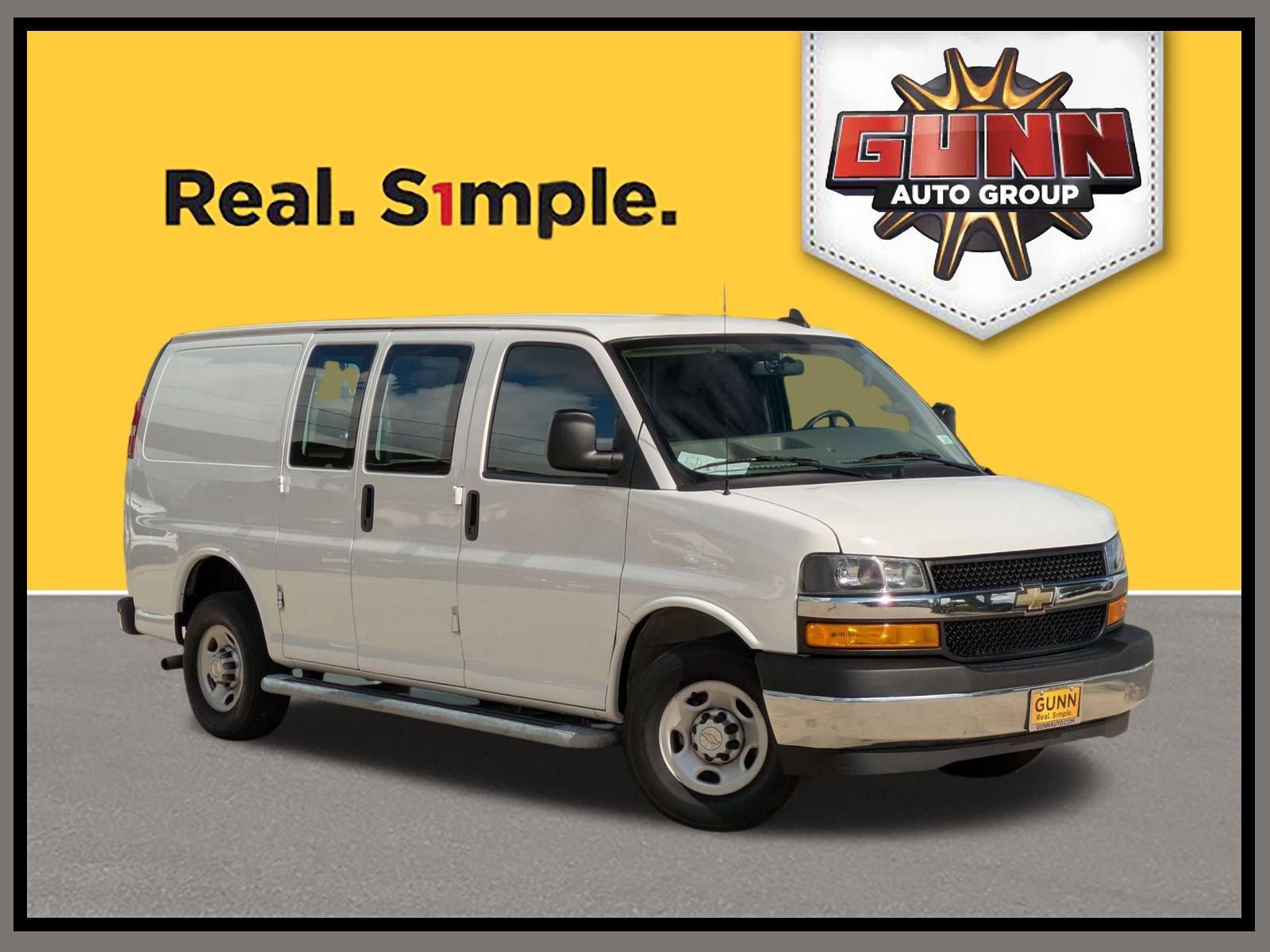 2023 Chevrolet Express Cargo 2500 Vehicle Photo in SELMA, TX 78154-1460