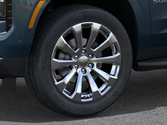 2025 Chevrolet Suburban Vehicle Photo in KANSAS CITY, MO 64114-4502