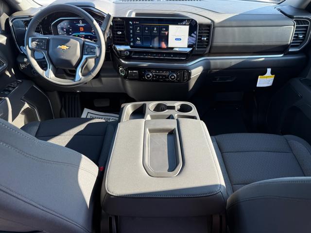2025 Chevrolet Silverado 1500 Vehicle Photo in COLUMBIA, MO 65203-3903