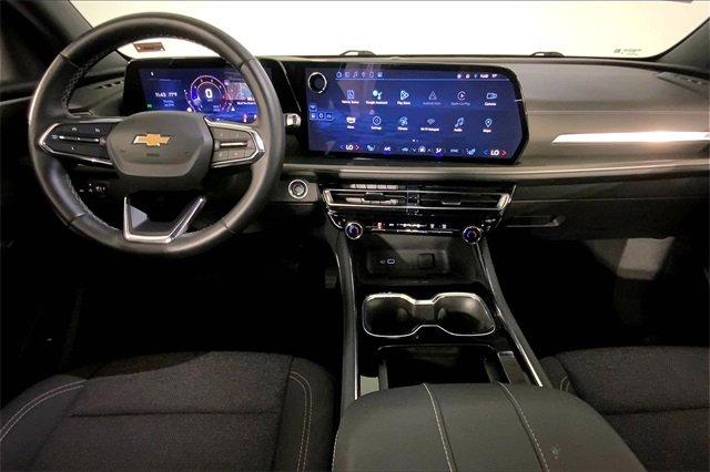 2024 Chevrolet Traverse Vehicle Photo in KANSAS CITY, MO 64114-4502