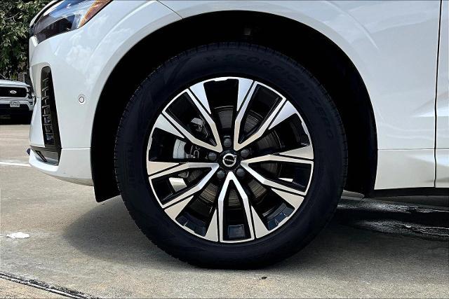 2025 Volvo XC60 Vehicle Photo in Houston, TX 77007