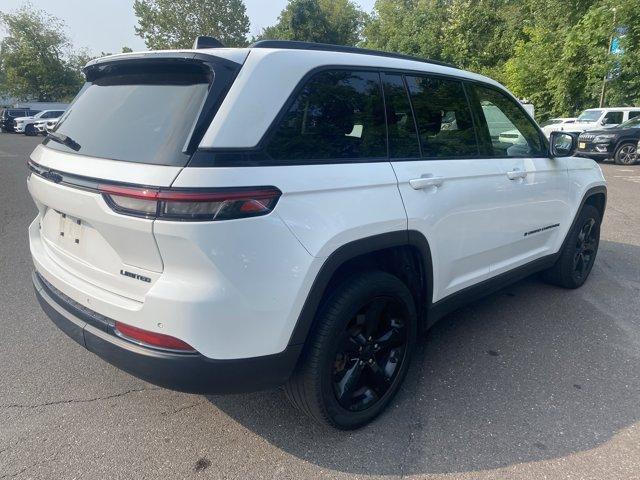 2023 Jeep Grand Cherokee Vehicle Photo in Doylsetown, PA 18901