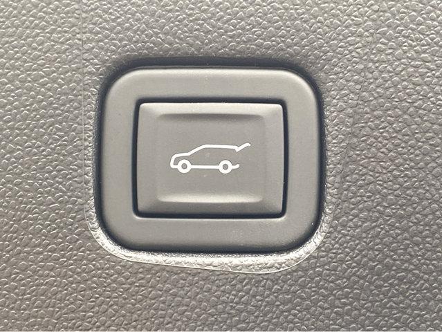 2024 Chevrolet Blazer Vehicle Photo in BRUNSWICK, GA 31525-1881