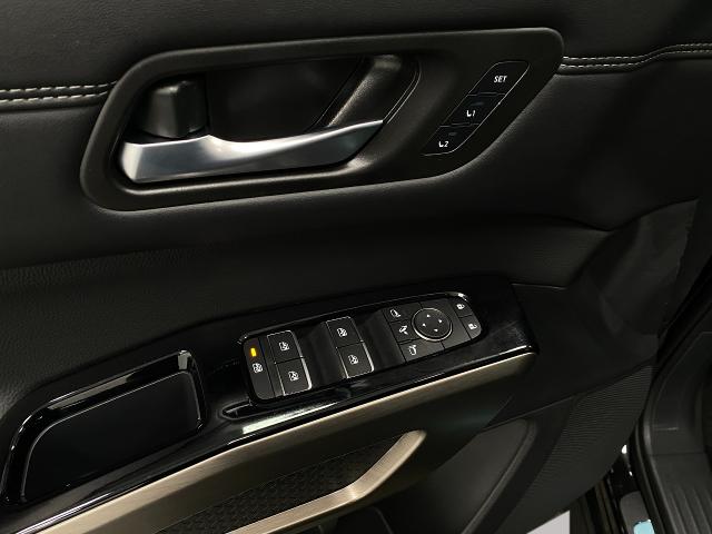 2025 Nissan Pathfinder Vehicle Photo in Appleton, WI 54913