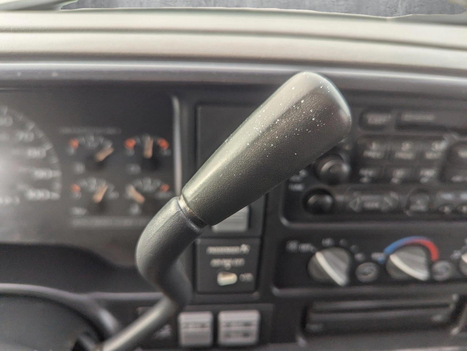 1997 Chevrolet C/K 1500 Vehicle Photo in CORPUS CHRISTI, TX 78412-4902