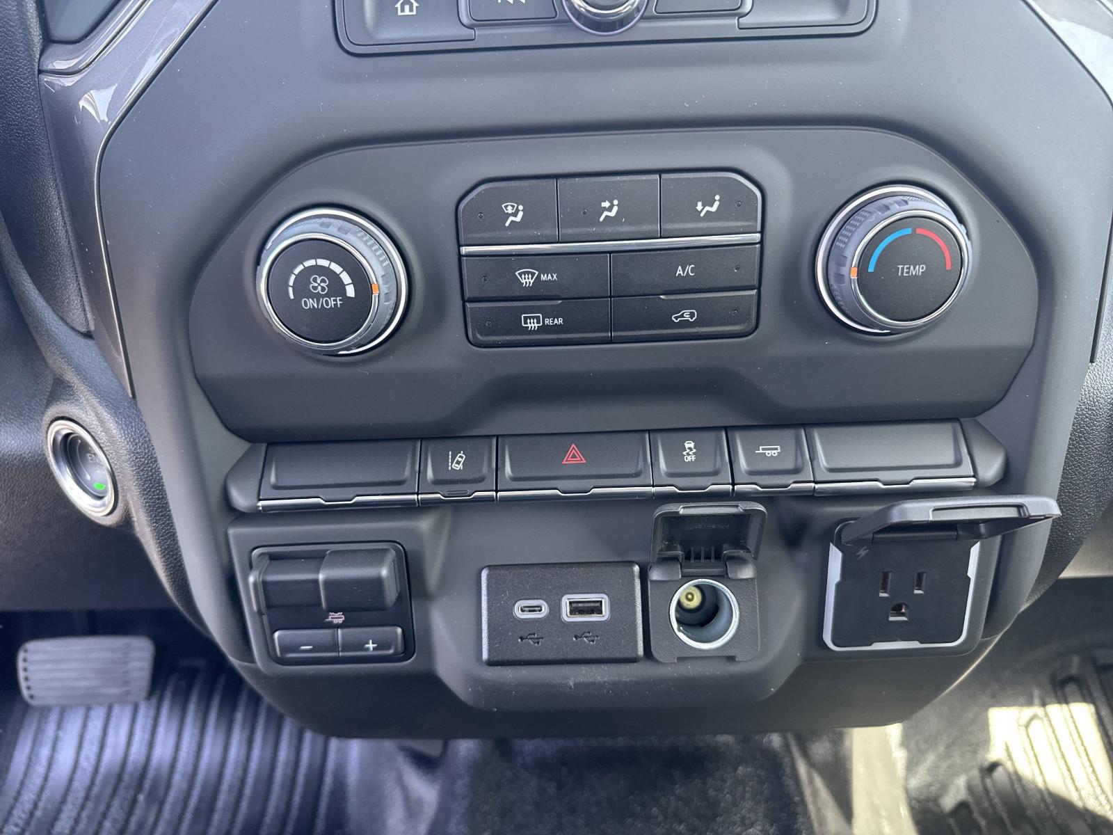 2025 Chevrolet Silverado 2500 HD Vehicle Photo in GEORGETOWN, TX 78626-7508