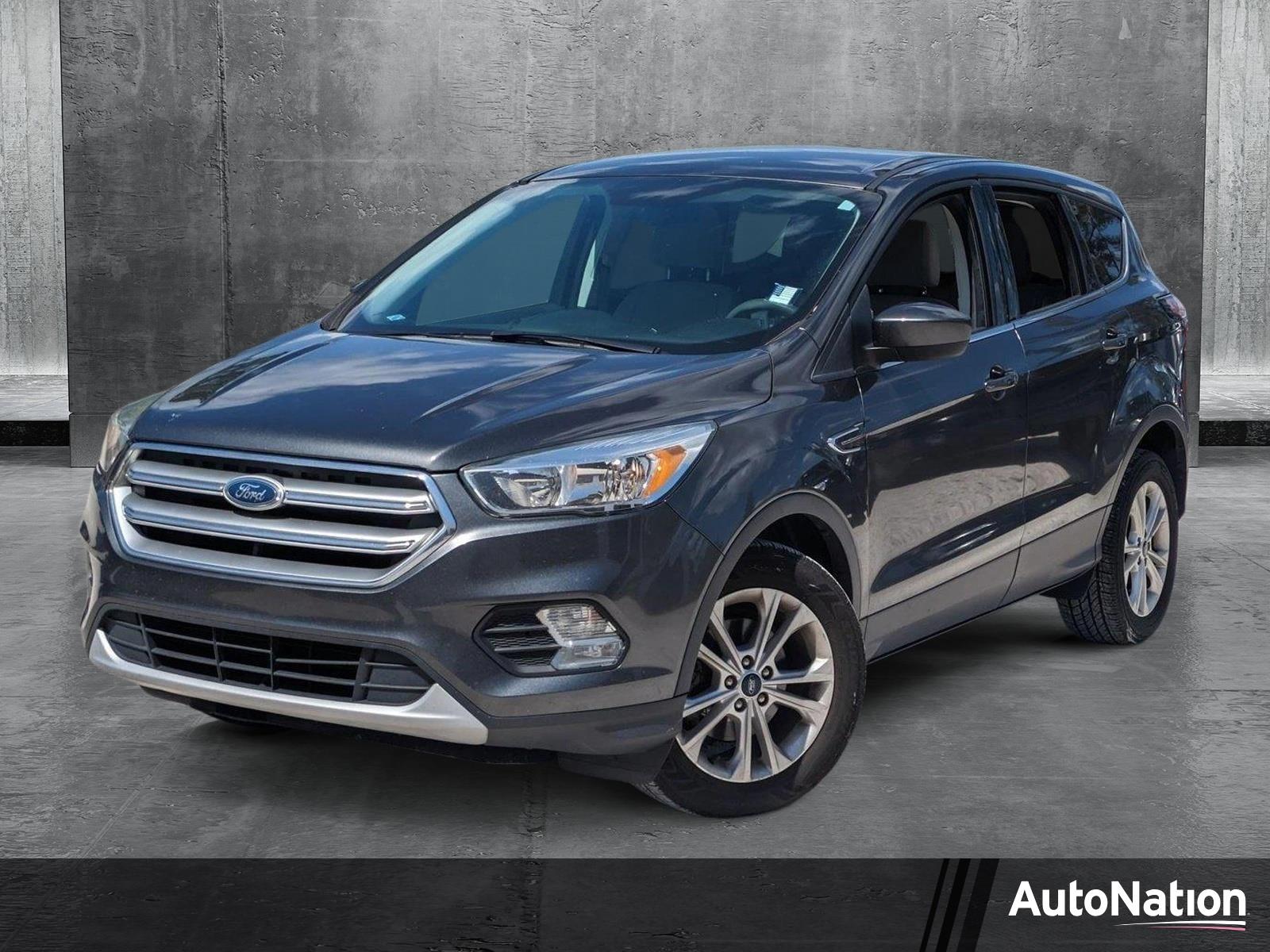 2017 Ford Escape Vehicle Photo in Bradenton, FL 34207