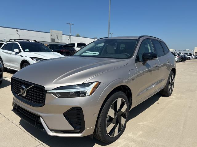 2025 Volvo XC60 Plug-In Hybrid Vehicle Photo in Grapevine, TX 76051