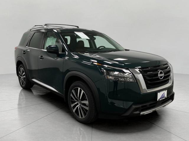 2025 Nissan Pathfinder Vehicle Photo in Appleton, WI 54913