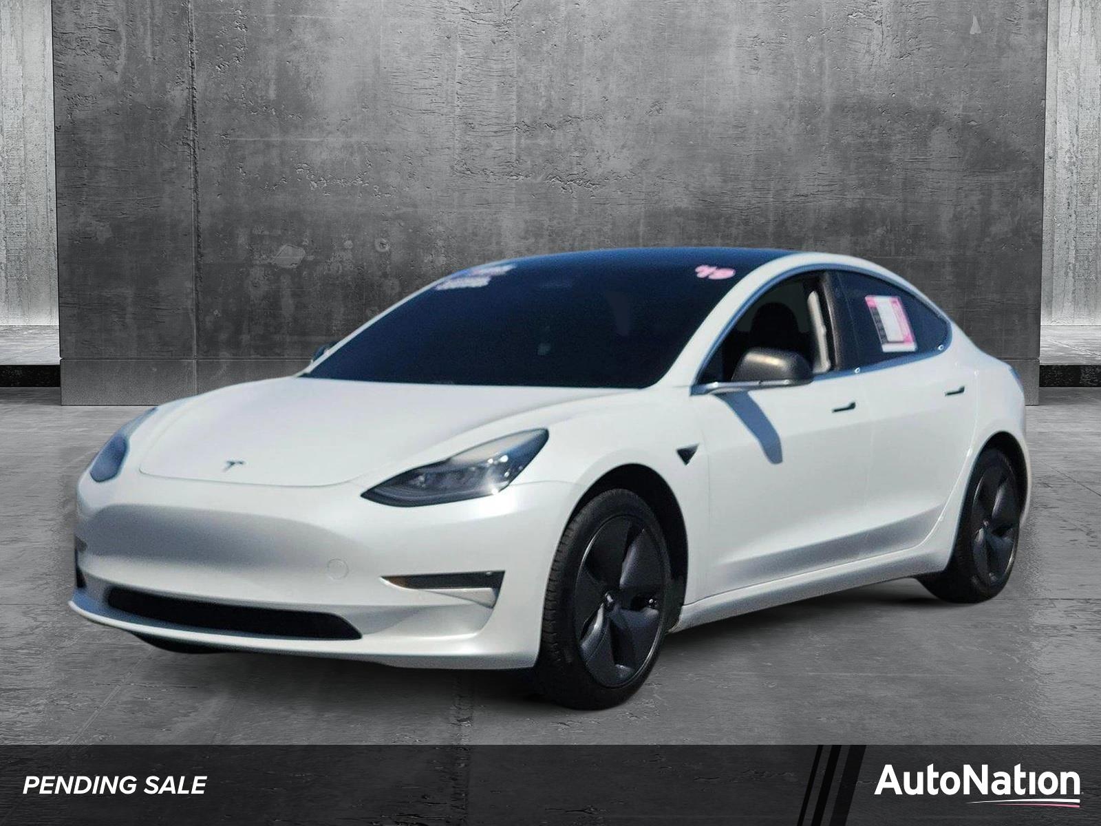 2019 Tesla Model 3 Vehicle Photo in MESA, AZ 85206-4395