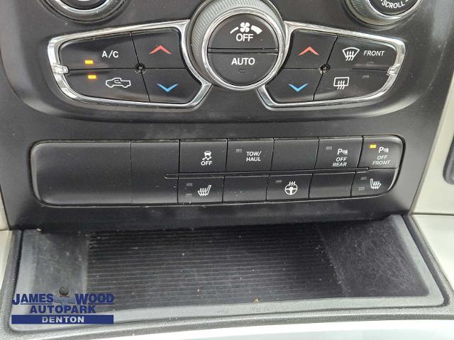 2016 Ram 1500 Vehicle Photo in DENTON, TX 76210-9321