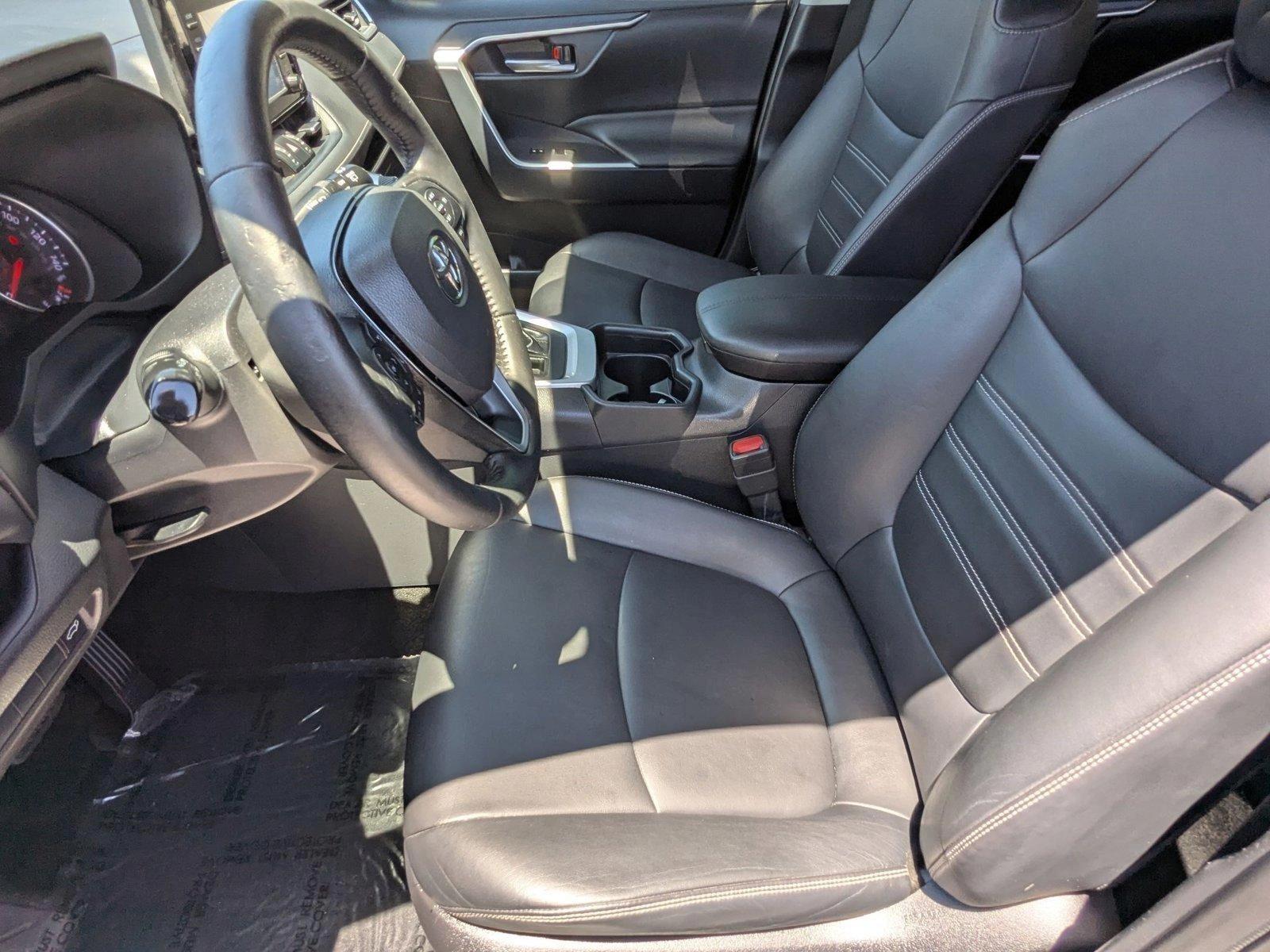 2019 Toyota RAV4 Vehicle Photo in Panama City, FL 32401