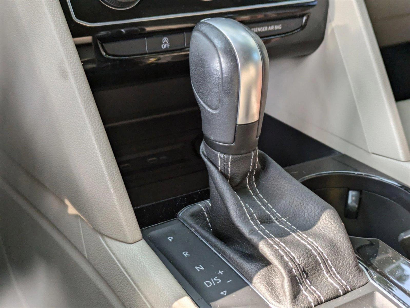 2023 Volkswagen Atlas Vehicle Photo in Tampa, FL 33614