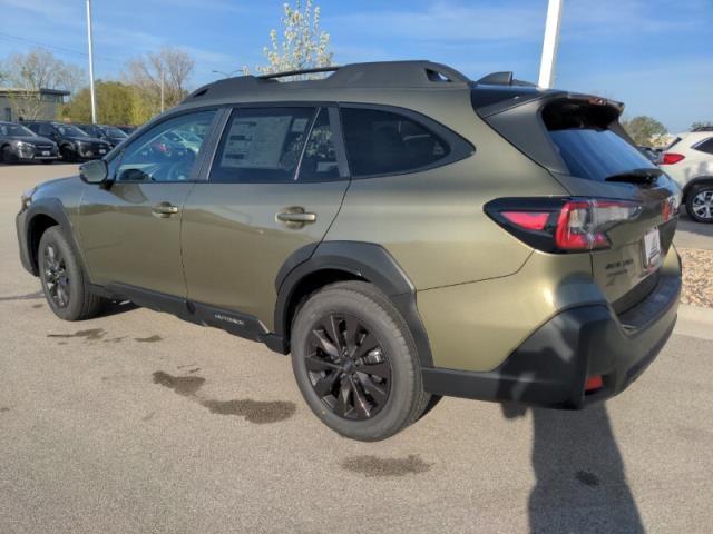 2025 Subaru Outback Vehicle Photo in Green Bay, WI 54304