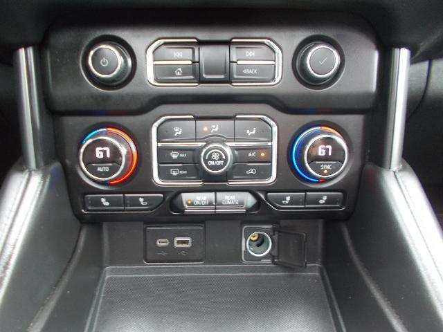 2021 Chevrolet Tahoe Vehicle Photo in LOWELL, MA 01852-4336