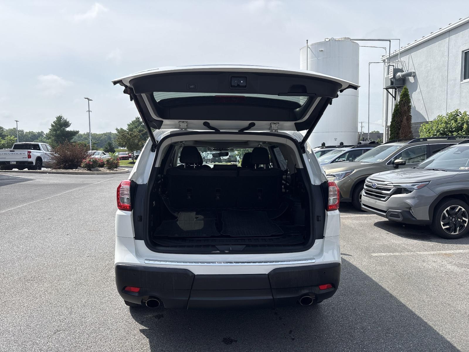2019 Subaru Ascent Vehicle Photo in Mechanicsburg, PA 17050