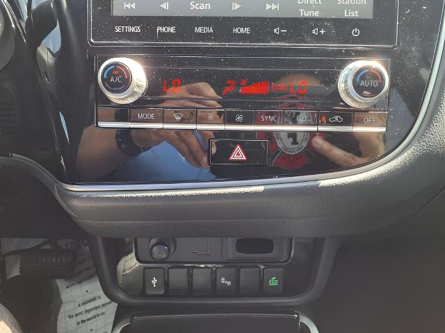 2020 Mitsubishi Outlander Vehicle Photo in Oshkosh, WI 54904