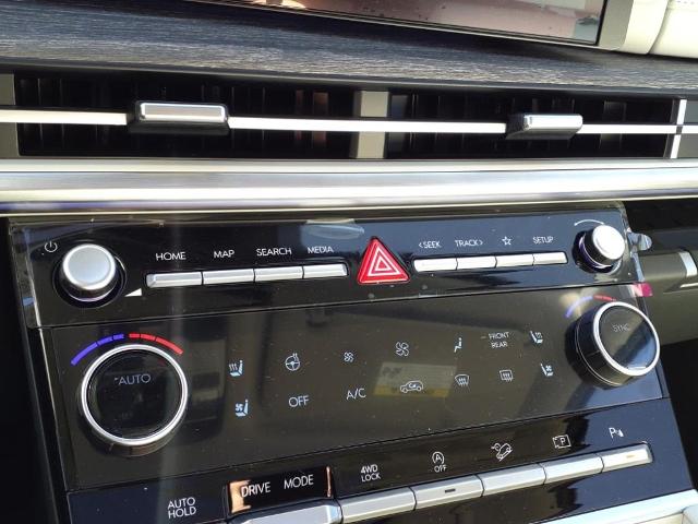 2025 Hyundai SANTA FE Vehicle Photo in Peoria, IL 61615