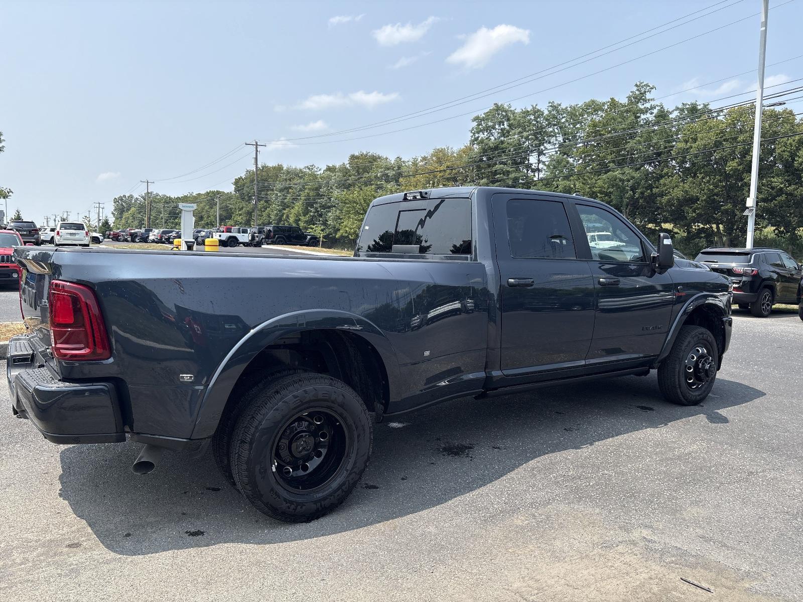 2025 Ram 3500 Vehicle Photo in Mechanicsburg, PA 17050-1707