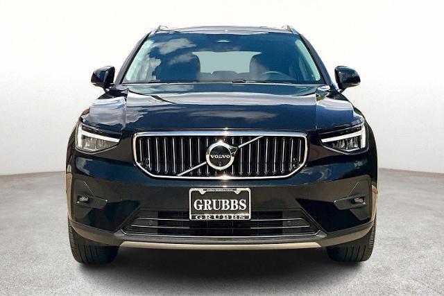 2025 Volvo XC40 Vehicle Photo in Houston, TX 77007