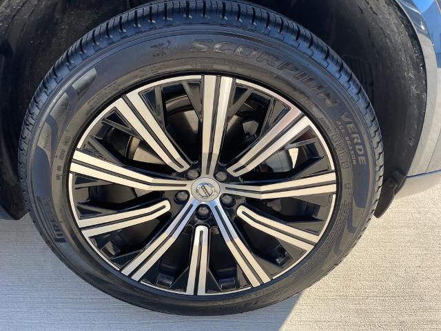 2025 Volvo XC90 Vehicle Photo in Grapevine, TX 76051