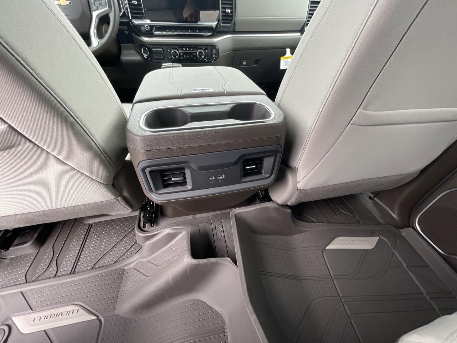 2025 Chevrolet Silverado 1500 Vehicle Photo in BENTONVILLE, AR 72712-4322
