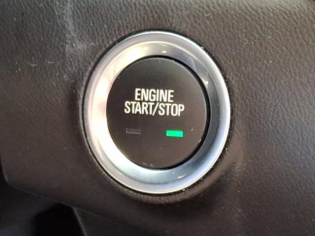 2022 GMC Terrain Vehicle Photo in TREVOSE, PA 19053-4984